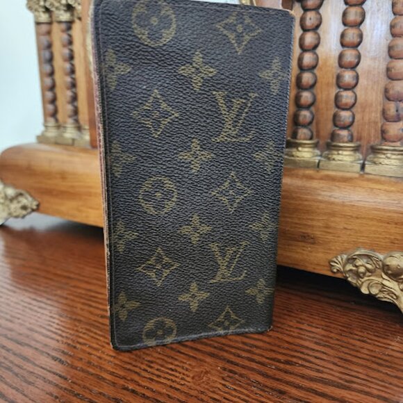 Louis Vuitton Monogram Checkbook Wallet - Picture 3 of 14